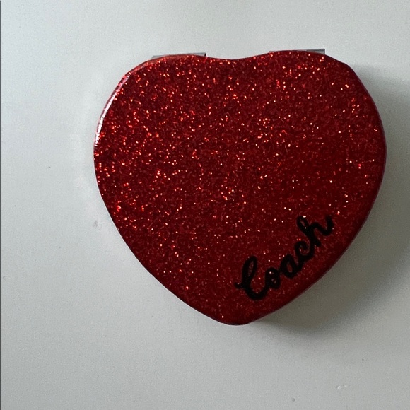 COACH RED HEART NWT MIRROR - Picture 13 of 13